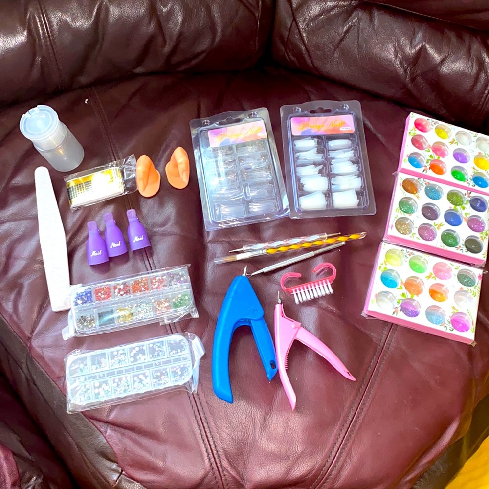 Beginner nail tech kit